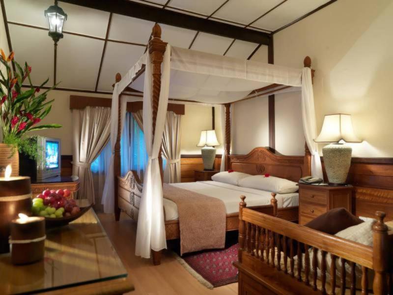 Vivilla By Holiday Villa Чератинг Екстериор снимка