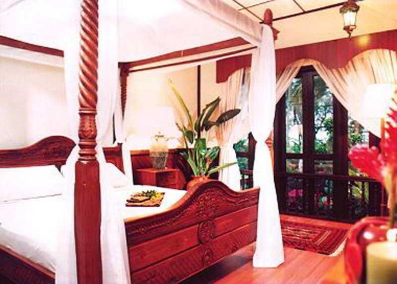 Vivilla By Holiday Villa Чератинг Екстериор снимка